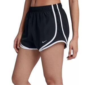Nike Women’s black and white running shorts, XS